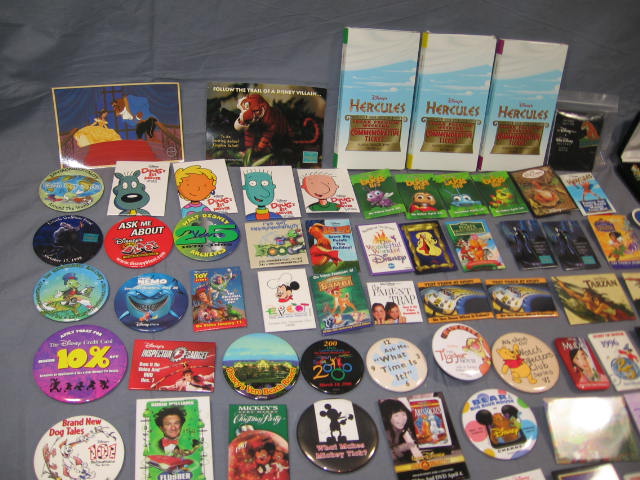 Walt Disney Commemorative +Classics Collectors Pins Lot 5