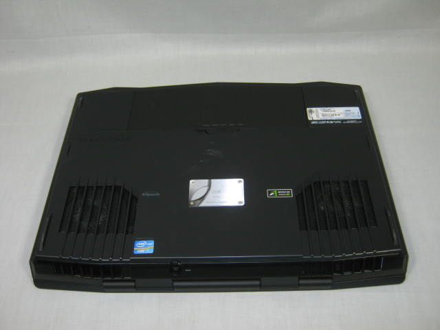 Dell Alienware M17XR3 Laptop Intel Core i7 2810QM 2.30GHz 16GB 1.5TB HDD Blu Ray 8