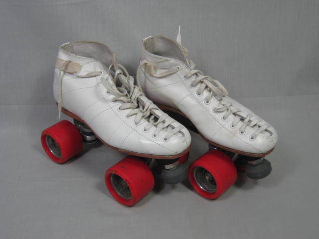 Womens Riedell White Leather Roller Skates Size 5.5 W/ Wicked Lips Indoor Wheels