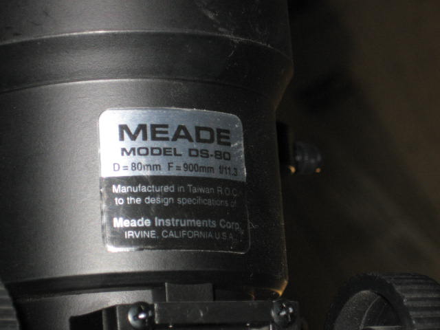 Meade DS 80 Refracting Telescope 3 Eyepieces Autostar + 2