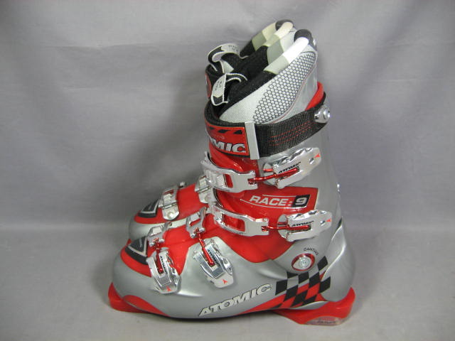 NEW Atomic Race:9 Downhill Race Ski Boots Size 29 NR 1