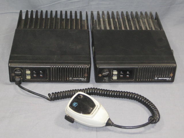 2 Motorola MaxTrac 2-Channel Radios 42-50 MHz + Mic NR!