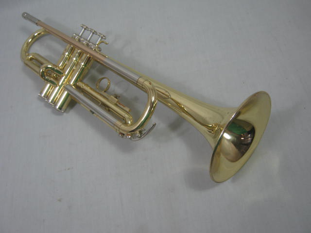 Yamaha YTR 2320 Bb Student Trumpet W/Case +2 Mouthpieces Needs Valve Oil NO RES! 4